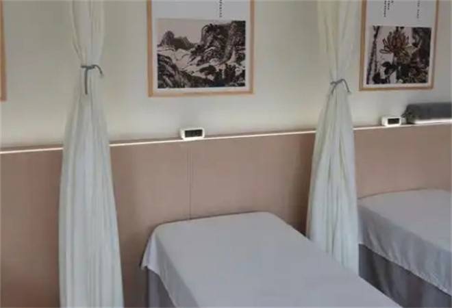 颈肩腰腿疼理疗馆