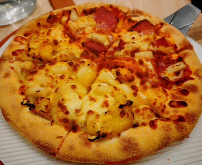 西逅手工披萨 西逅手工披萨