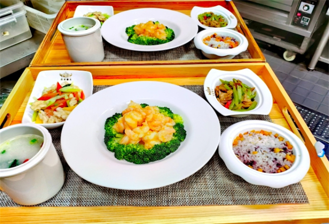 百湯記月子餐