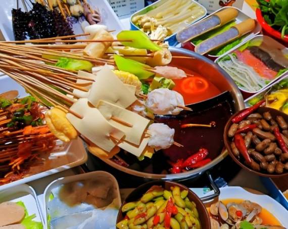 江贰辣二货串串香