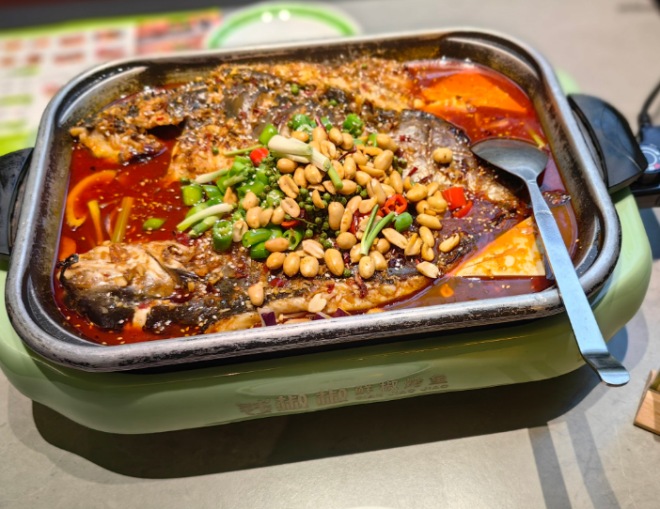 錢椒椒鮮椒烤魚 錢椒椒鮮椒烤魚