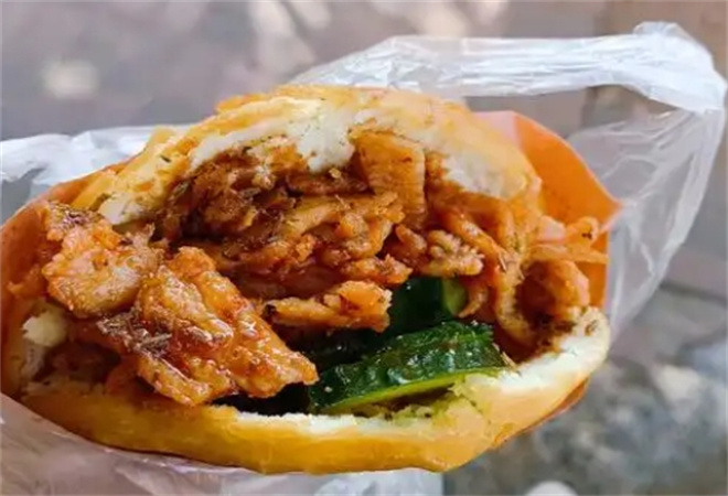 饼呱呱烧饼夹里脊加盟