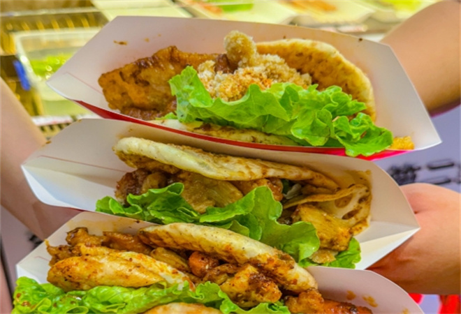 饼呱呱烧饼夹里脊