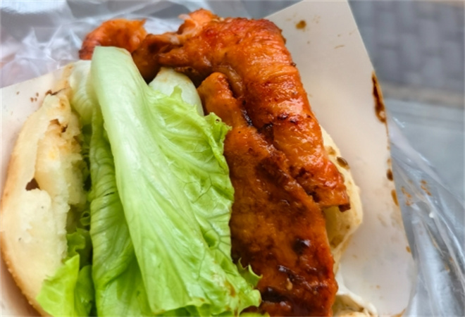 饼呱呱烧饼夹里脊加盟