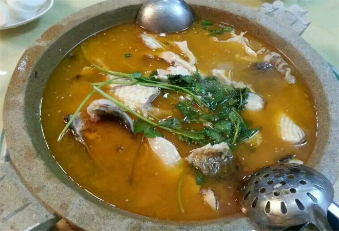 瓦岗寨石锅鱼加盟