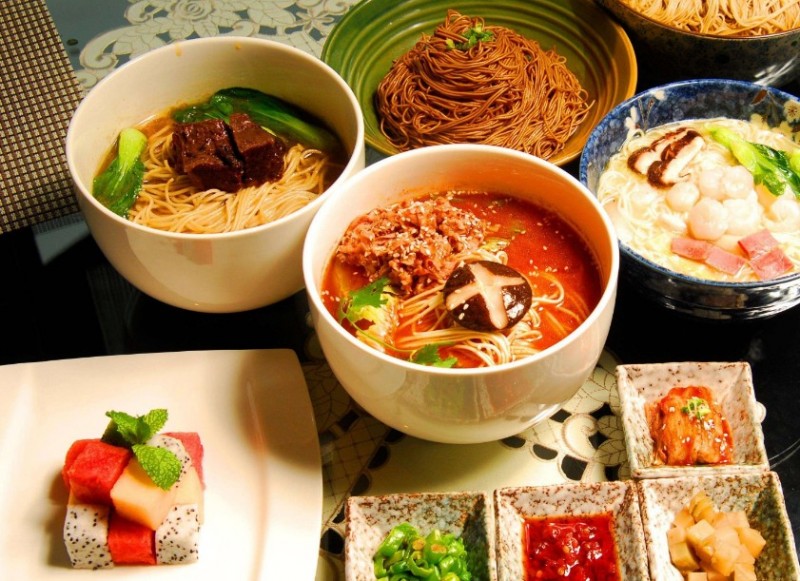 宜味客中式快餐