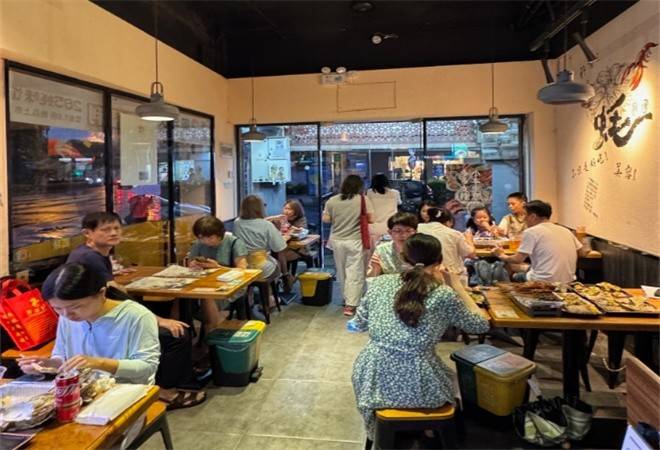 破路边烧烤工厂