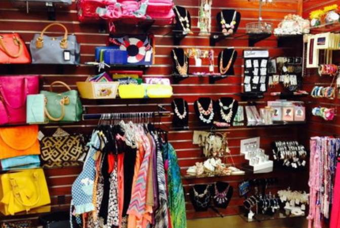 义乌两元店百货