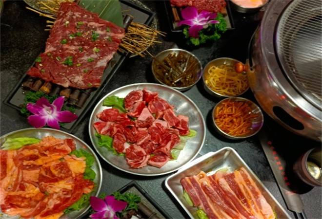 集合燥肉炭火烤肉