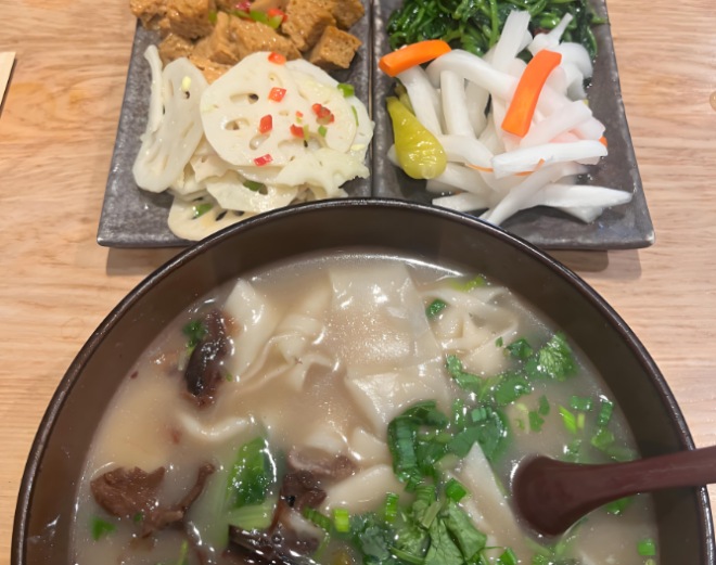 同勝祥滋補(bǔ)燴面羊肉泡饃