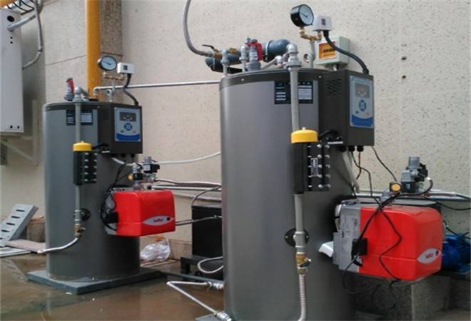 云南蒸汽石锅鱼蒸汽发生器设备