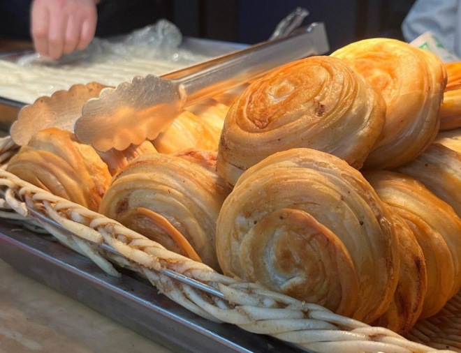 牛越牛宮廷酥牛肉餅加盟