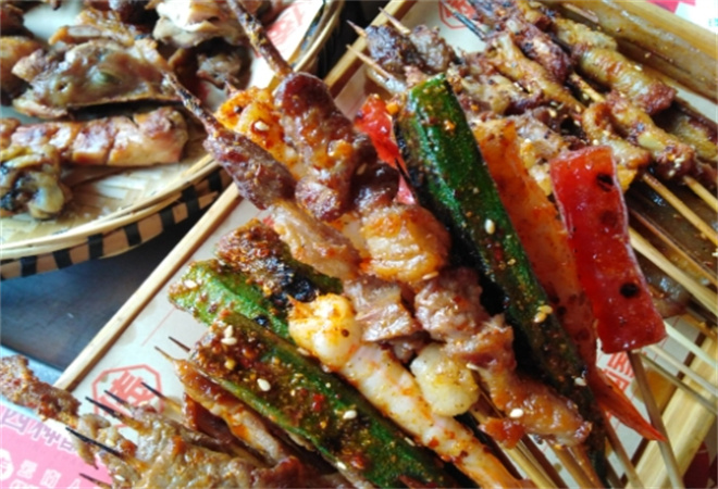 德四家云南傣味烧烤加盟