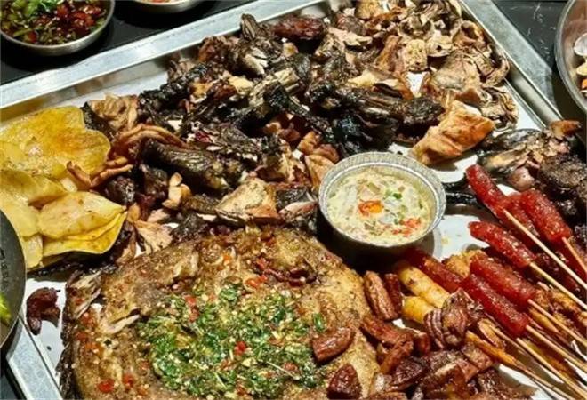 德四家云南傣味烧烤