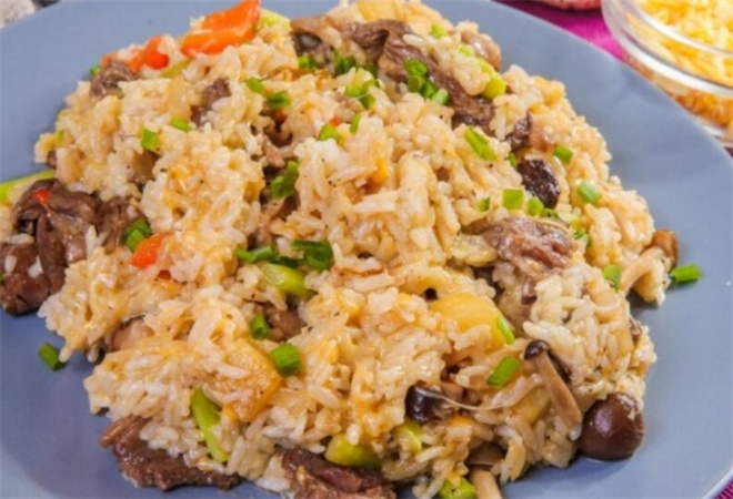 紅燒牛肉炒飯