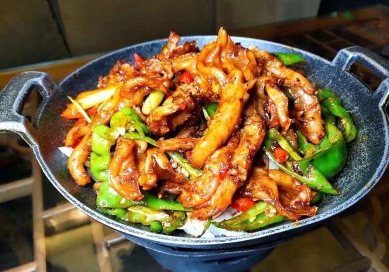 荀云春干鍋涮豬肉