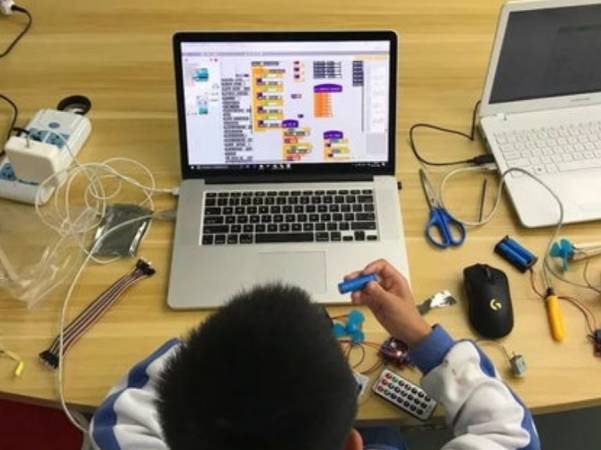 少儿编程思维课程合作