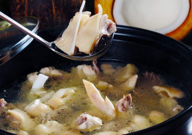 椰皇四季椰子雞加盟