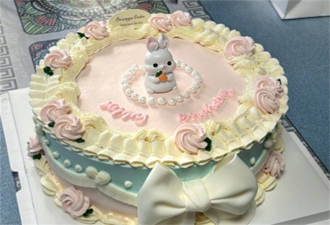 指尖甜心生日蛋糕