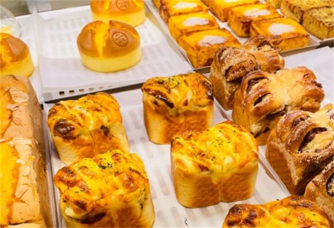 周包包现烤面包