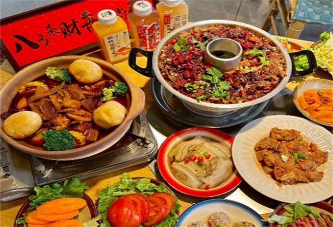 叁馬侯市井小火鍋加盟