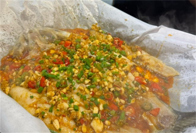 漁太傅重慶紙上烤魚