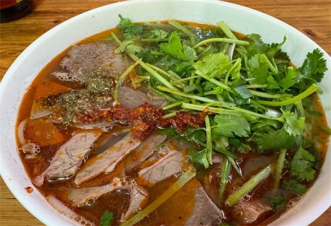 长领岗特色羊肉米粉