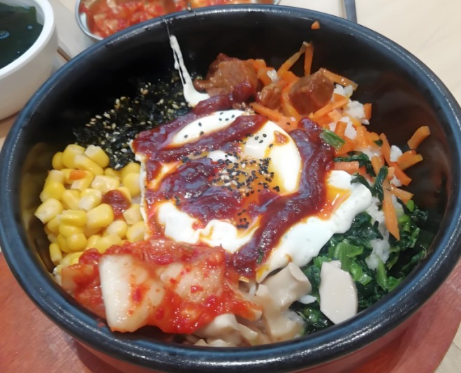 秀兒家韓式拌飯