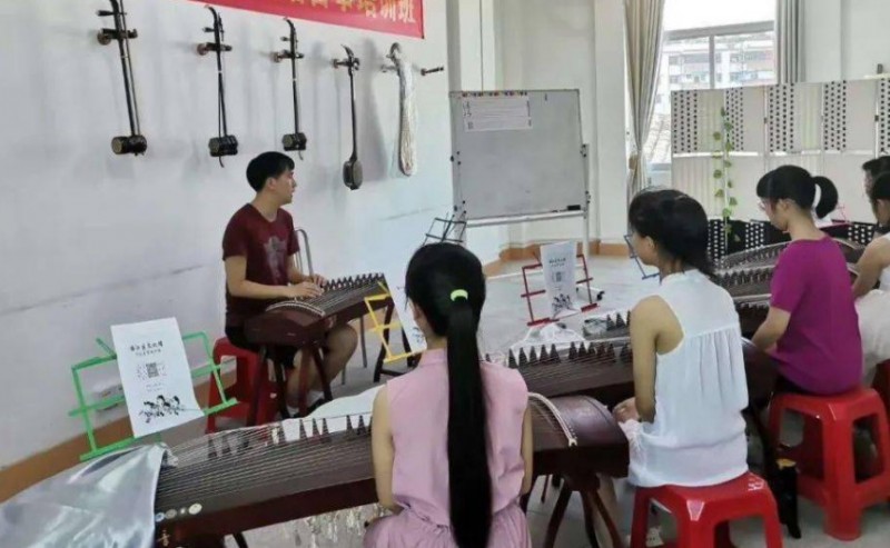 古筝培训班机构