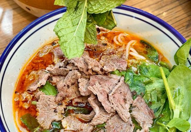 来财生烫牛肉米线