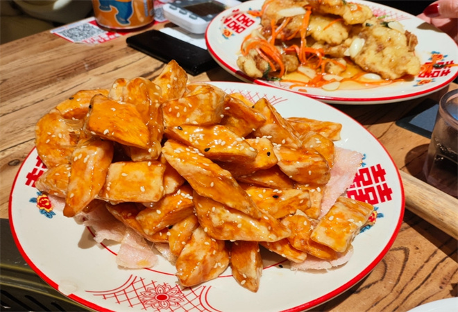 四季炊煙農(nóng)家味加盟