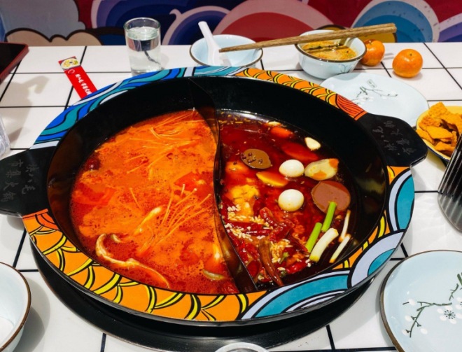 塊八毛市集老火鍋