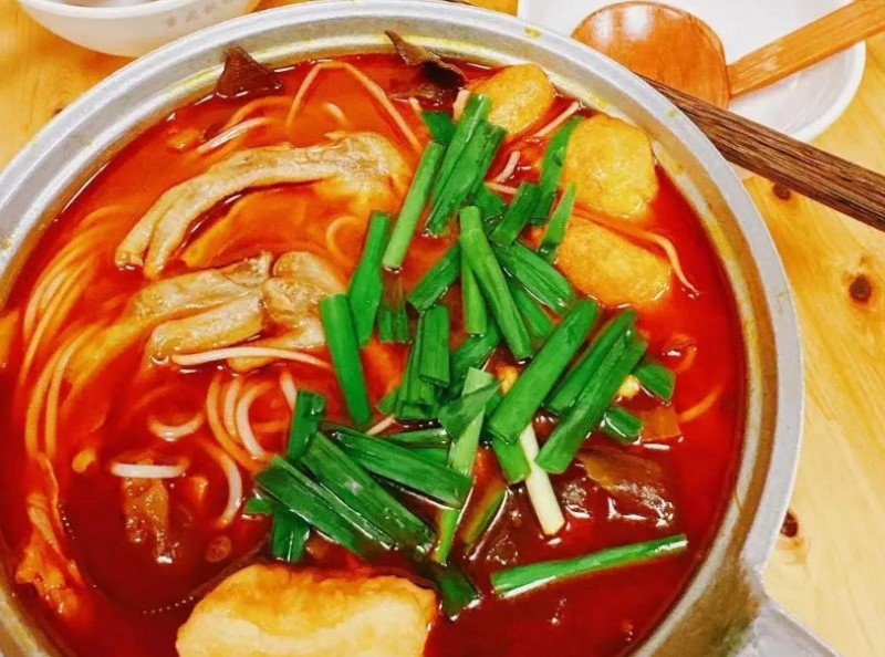 铁锅米线 铁锅米线