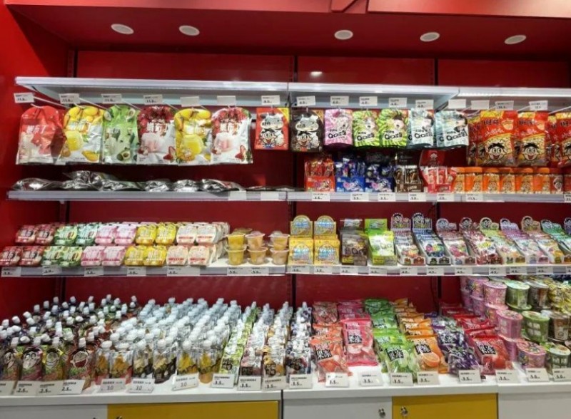 一本零食店加盟