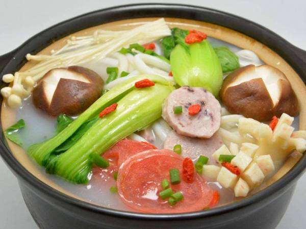 龙苗阁过桥米线