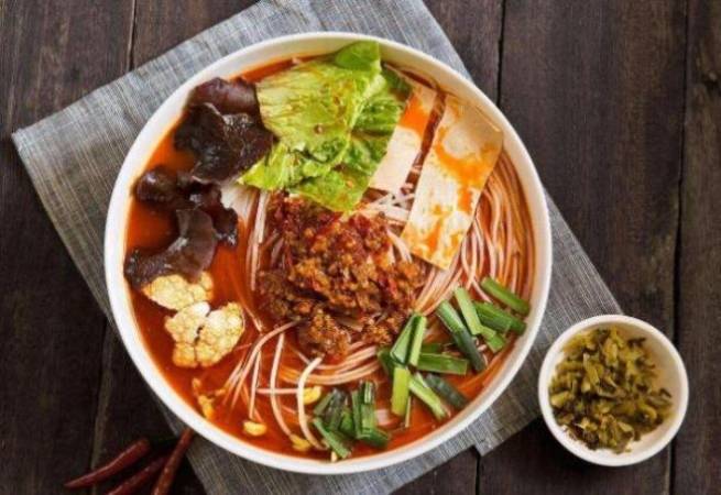 桥馨缘过桥米线