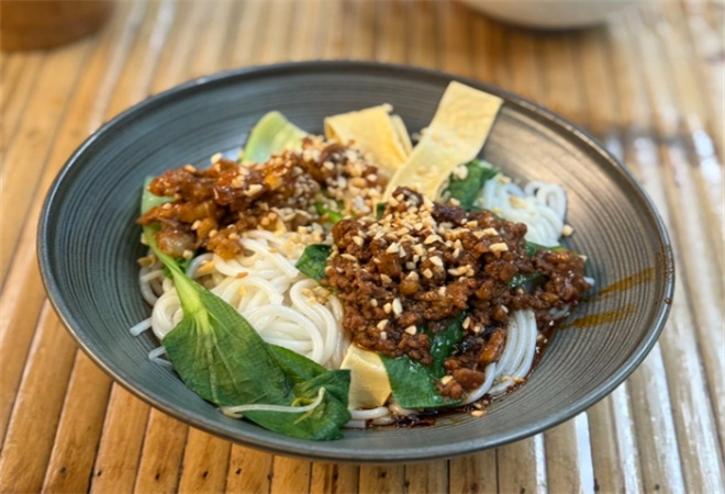 云南特色滇味小吃加盟