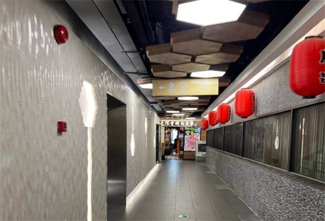 万象城美食广场