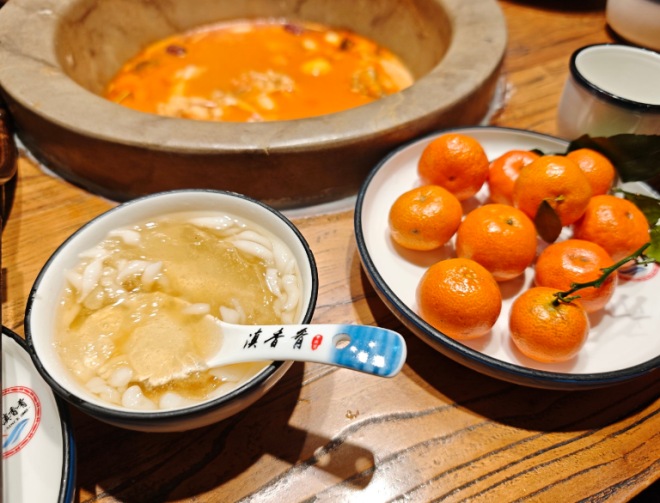 滇香肴云南菜蒸汽石鍋魚加盟