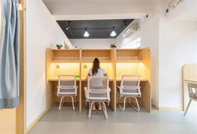 学堂派AI自习室