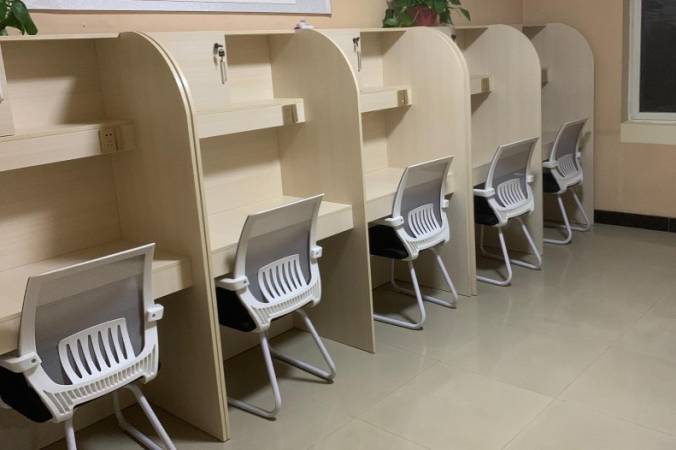 高分星AI智能自习室