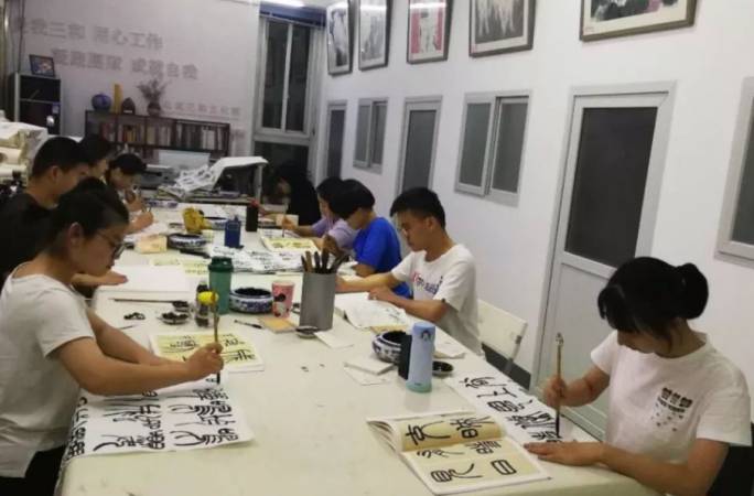 方圆阁书法教育