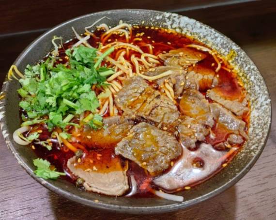 襄佑聚襄阳牛肉面