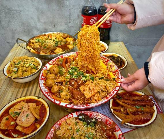 小龙门火锅冒菜