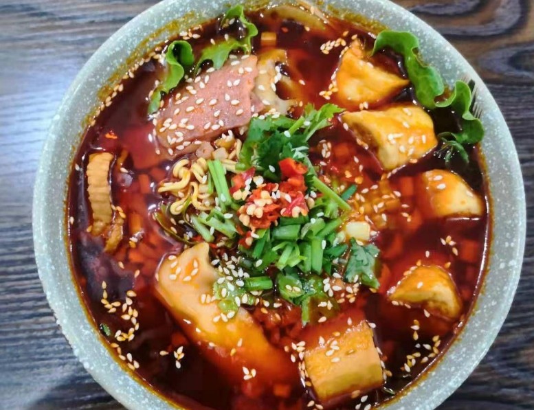 三秋冒菜馆加盟