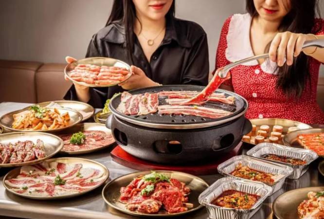 小美与大壮东北烤肉