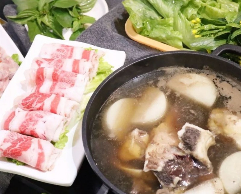 骨山河牛骨火鍋
