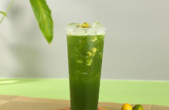 熹乐喝鲜榨果汁