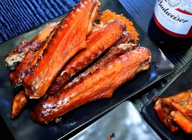 甲丁记烤鹅掌翅