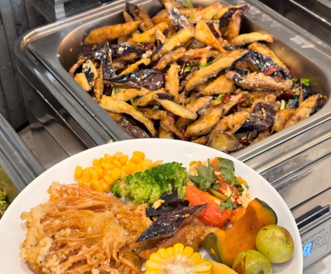 素滿天下自助餐加盟